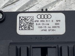 Блок кнопок 4M0959511E Audi Q7