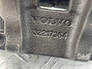Суппорт тормозной 32217364 Volvo XC60