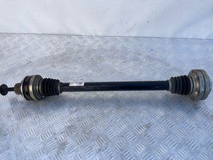 Піввісь 4M0501203D Audi Q7