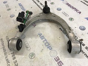 Рычаг передней подвески поперечный верхний 7P0407021 Volkswagen Touareg