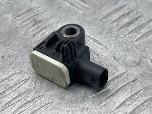 Датчик удара передний 4H0959651A Audi A7 Audi A6, Audi A7, Audi A8, Audi RS7, Audi S6, Audi S7, Audi S8