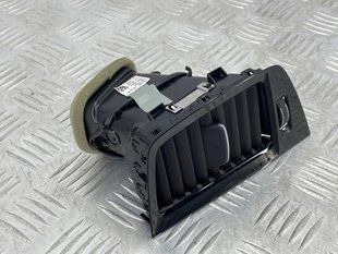 Дефлектор повітропроводу центральний 31651283 Volvo XC90