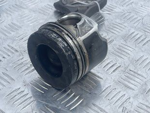 Поршень Audi A6