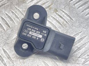 Датчик абсолютного давления (MAP) 03C906051 Audi Q7 Audi A4, Audi A5, Audi A6, Audi A7, Audi A8, Audi Q5, Audi Q7, Audi RS5, Audi S4, Audi S5, Audi SQ5, Volkswagen Beetle, Volkswagen Golf, Volkswagen Jetta, Volkswagen Passat, Volkswagen Rabbit, Volkswagen Touareg