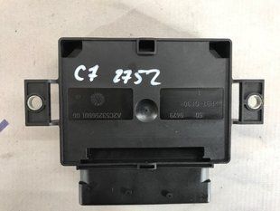 Блок управления стояночным тормозом 4H0907801F Audi A6