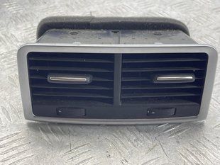 Дефлектор воздуховода 4L0819203K3Q7 Audi Q7