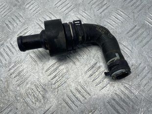 Патрубок 5C0122096A Volkswagen Passat