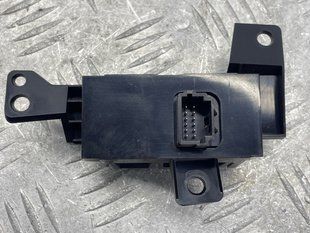 Кнопка відкривання кришки багажника 251B34GA0A Infiniti Q50