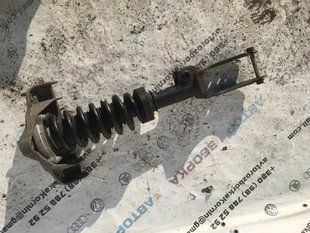 Стойка амортизатора в сборе с пружиной 7L8412022BQ Audi Q7