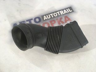 Патрубок воздушного фильтра 31202013 Volvo XC60