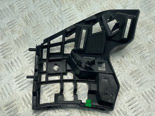 Кронштейн переднього бампера 31353405 Volvo XC90