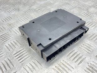 Блок управления бортовой сети 7L6937049AF Volkswagen Touareg