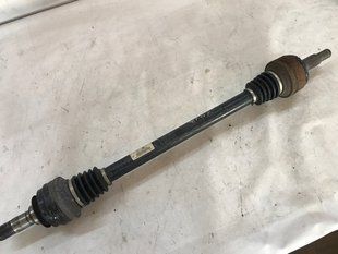 Піввісь 7P0501201G Volkswagen Touareg