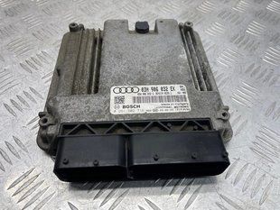 Блок керування двигуном 03H906032EK Audi Q7