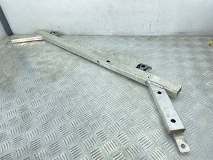 Поперечина 31425937 Volvo XC90