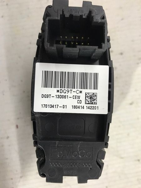 Перемикач світла фар DG9T13D061CEW Ford Fusion