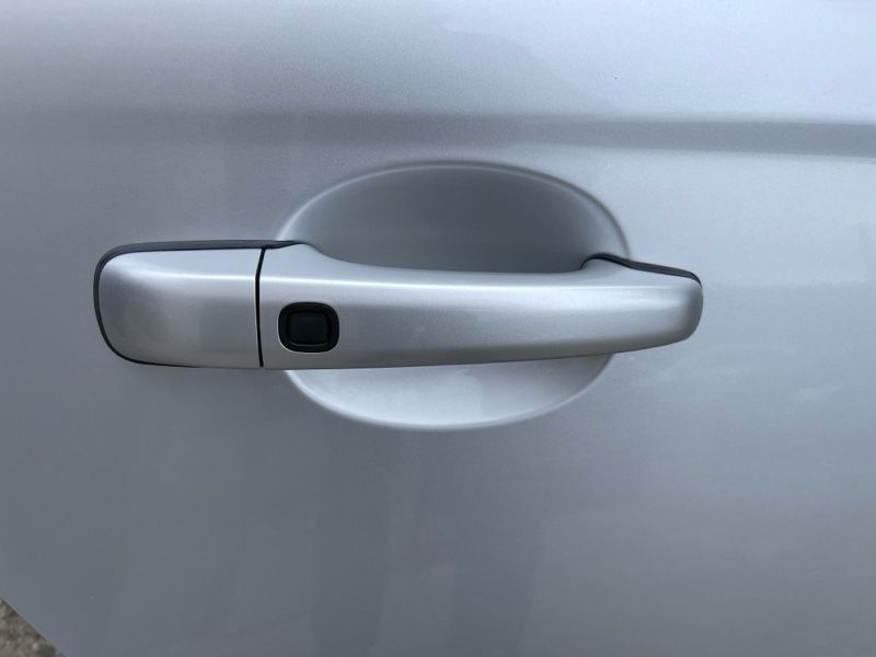 Двері 32228965 Volvo XC60