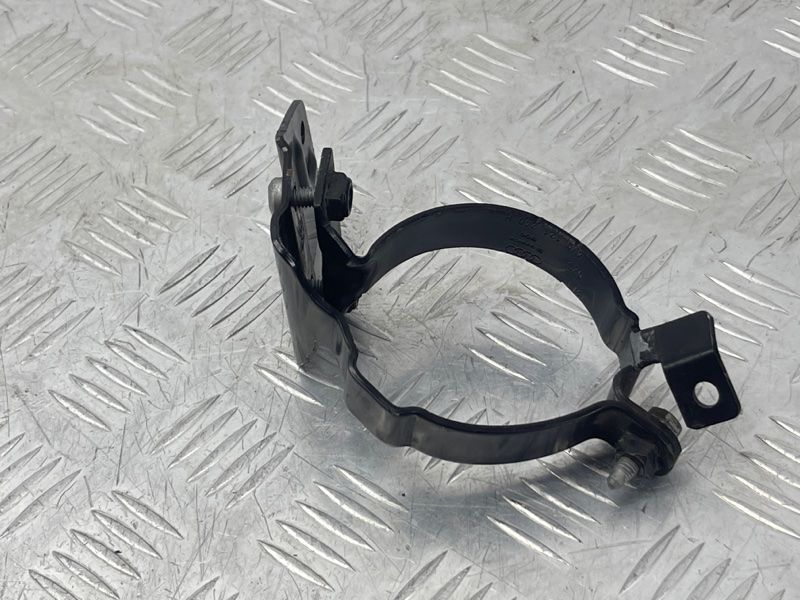 Кронштейн дополнительного насоса 4M0121240G Audi Q7