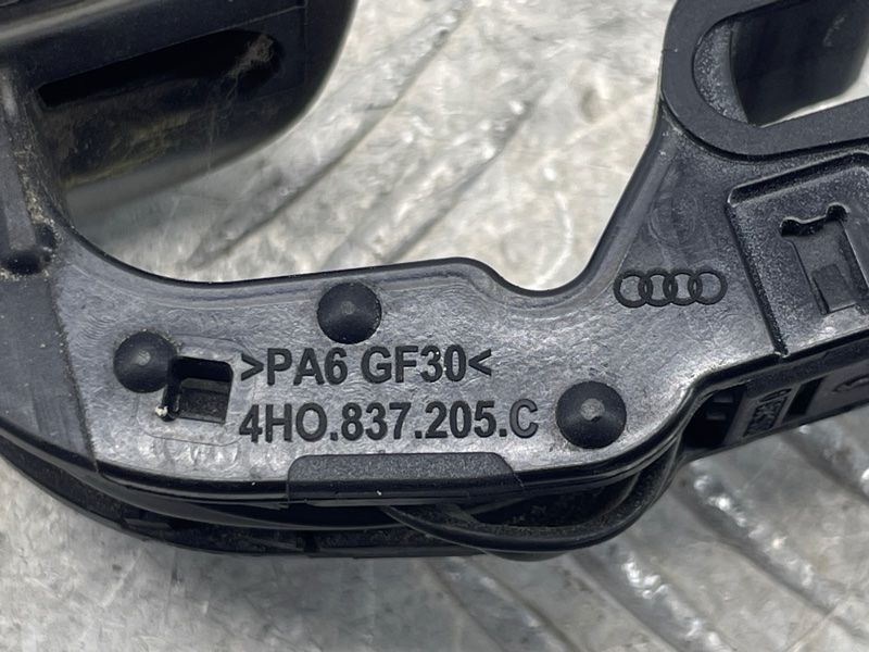 Ручка дверей (keyless) зовнішня 4H0837205C Audi A6