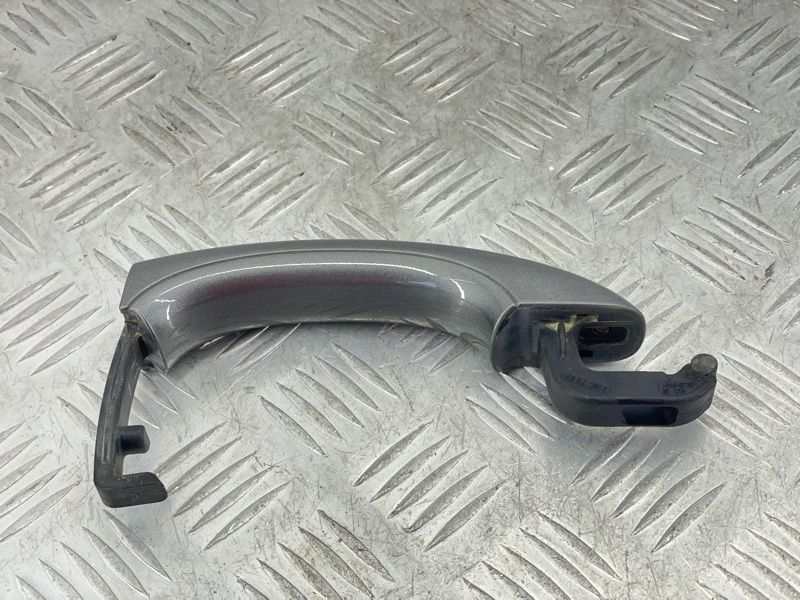 Ручка дверей зовнішня 4L0837205C Audi Q7