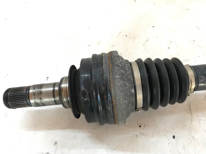 Полуось 7P0501201G Volkswagen Touareg