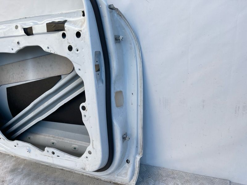 Дверь 7P0831055 Volkswagen Touareg