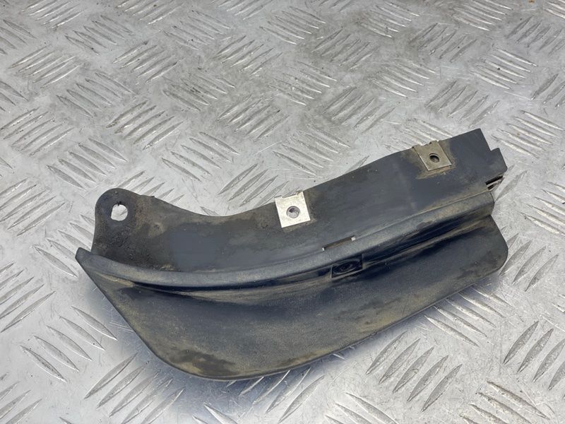 Спойлер колесной акри / Брызговик 4l0807513d Audi Q7