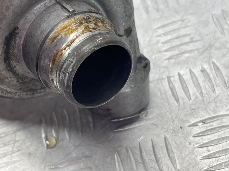 Насос охлаждающей жидкости 31368715 Volvo XC60 Volvo S60, Volvo S60 Cross Country, Volvo S80, Volvo S90, Volvo V60, Volvo V60 Cross Country, Volvo V90, Volvo V90 Cross Country, Volvo XC40, Volvo XC60, Volvo XC70, Volvo XC90