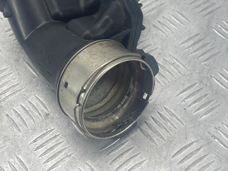 Патрубок інтеркулера 31422061 Volvo XC60
