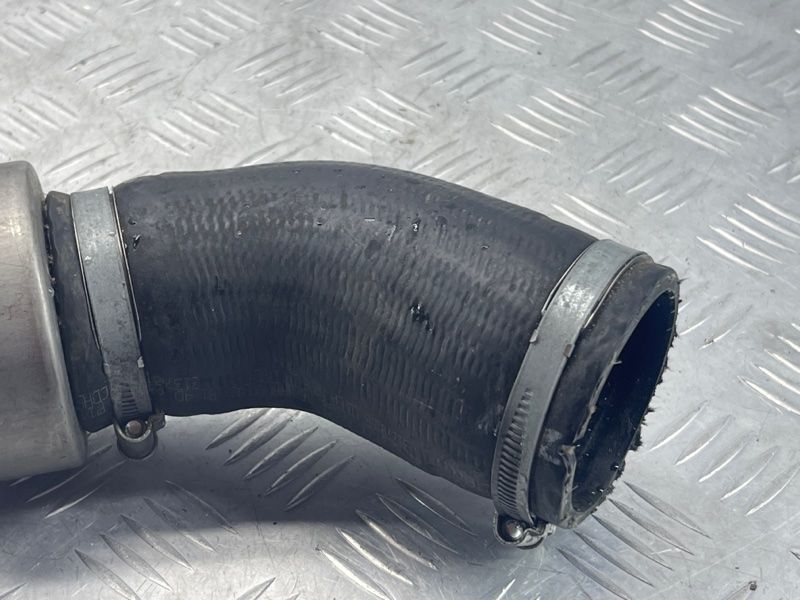 Патрубок інтеркулера 31370193 Volvo XC60