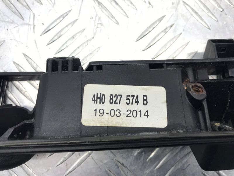 Накладка кришки багажника 4H0827574B Audi S8