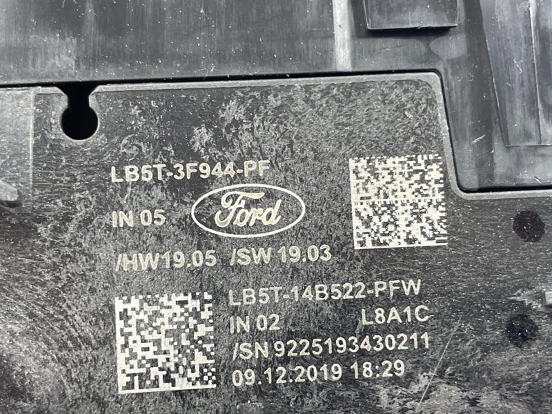 Блок подрулевых переключателей Ford Escape