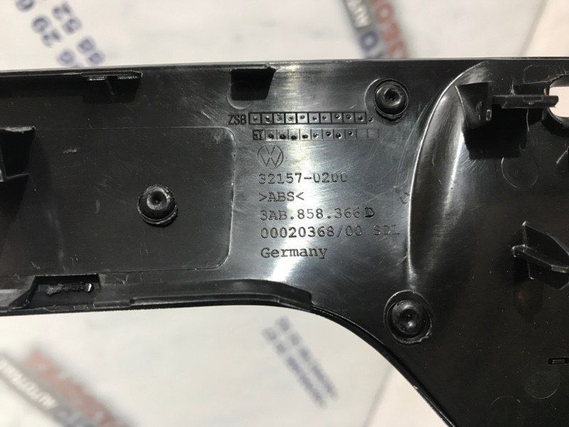 Рамка приборной панели 3AB858366DNV1 Volkswagen CC