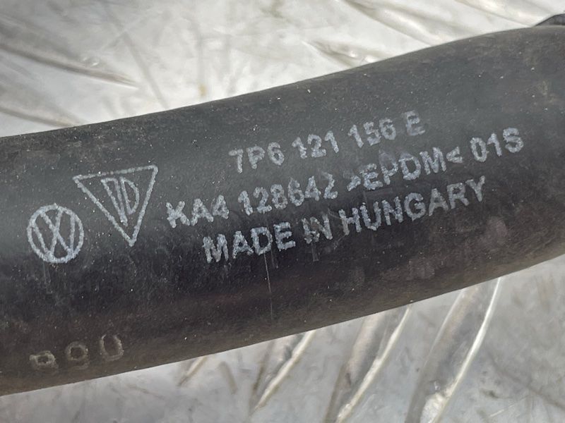 Шланг системи охолодження 7P6121156E Volkswagen Touareg