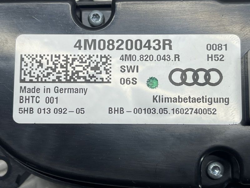 Панель управления климат-контролем 4M0820043R Audi Q7