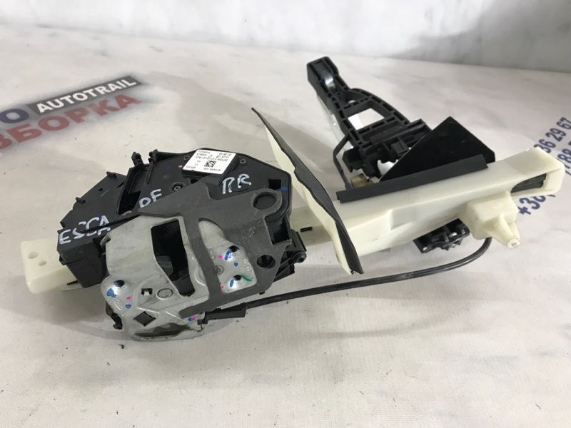 Ручка двери внешняя BF6AF21812AG Ford Escape