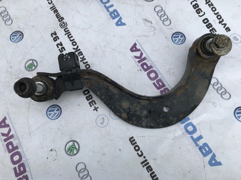 Важіль підвіски 1K0505323N Volkswagen Tiguan