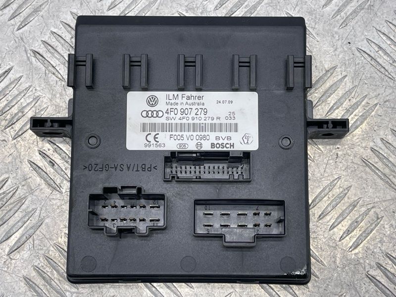 Блок комфорта 4F0907279 Audi Q7