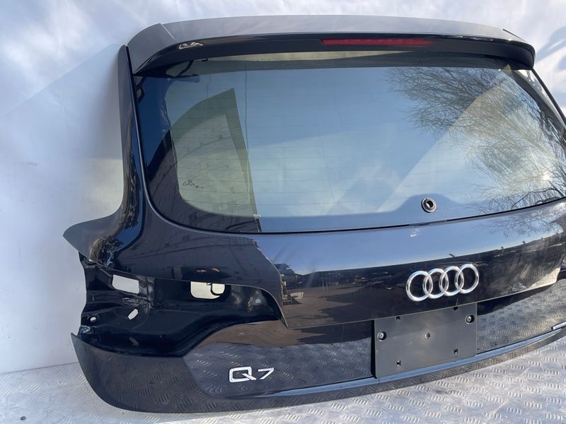 Кришка багажника 4L0827023B Audi Q7