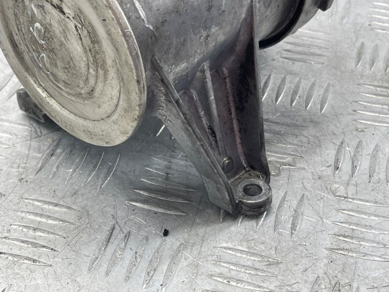 Насос охлаждающей жидкости 31368715 Volvo XC60 Volvo S60, Volvo S60 Cross Country, Volvo S80, Volvo S90, Volvo V60, Volvo V60 Cross Country, Volvo V90, Volvo V90 Cross Country, Volvo XC40, Volvo XC60, Volvo XC70, Volvo XC90