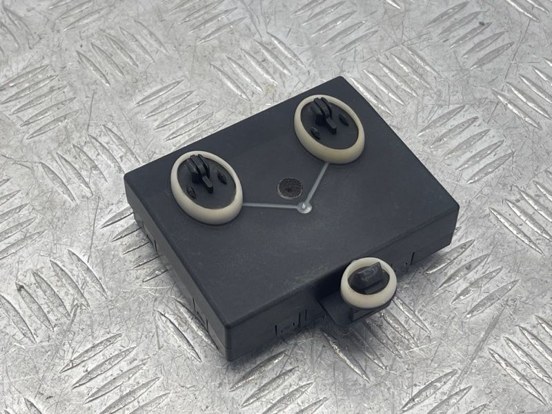 Блок керування дверей 4G8959795J Audi A6