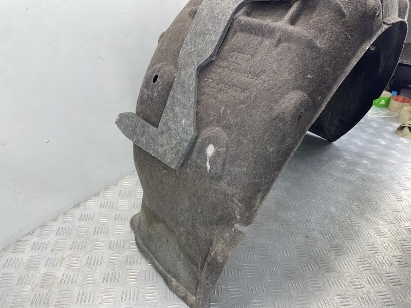 Підкрилок 4G8810172C Audi A7