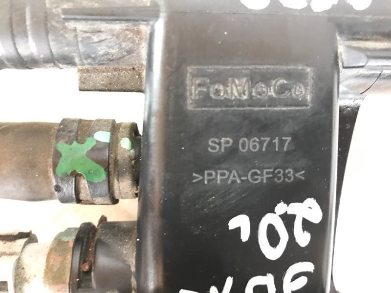 Штуцер системи охолодження CJ5E8K556BB Ford Edge