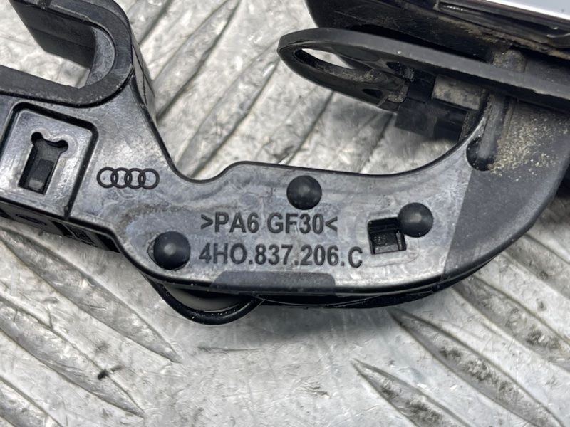 Ручка дверей (keyless) зовнішня 4H0837206C Audi A6