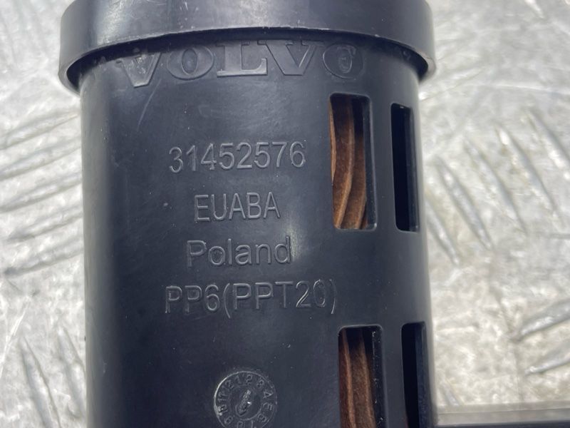 Повітряний фільтр адсорбера 31452576 Volvo XC90