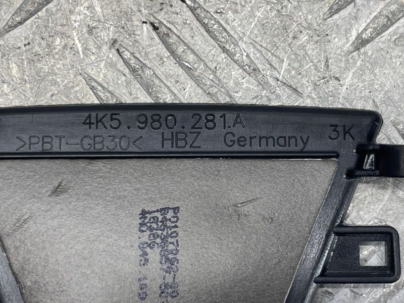 Накладка камери 4K5980381A Audi A6