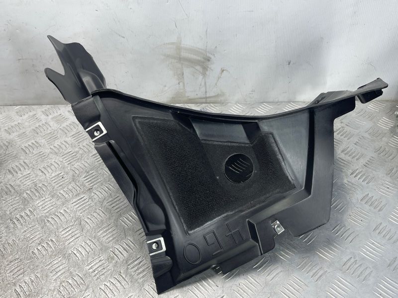 Локер / спойлер колеса 4G0853888C Audi A6