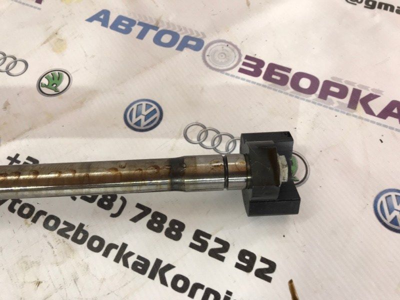 Балансировочный вал 06E103273AC Audi A7