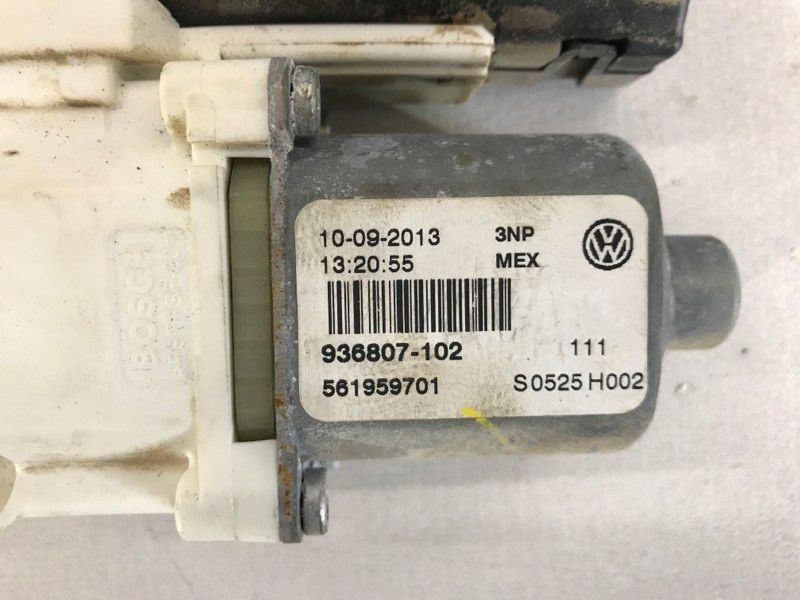 Мотор склопідйомника 3C0959793B Volkswagen Passat