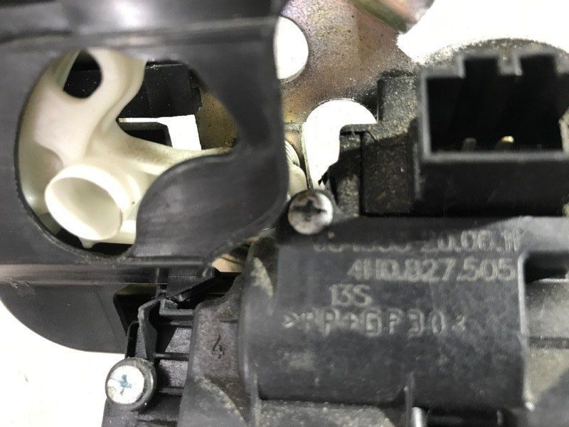 Замок крышки багажника 4H0827505 Audi A6